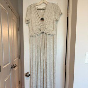 NWT - Pinkblush draped maternity maxi dress - Grey size L
